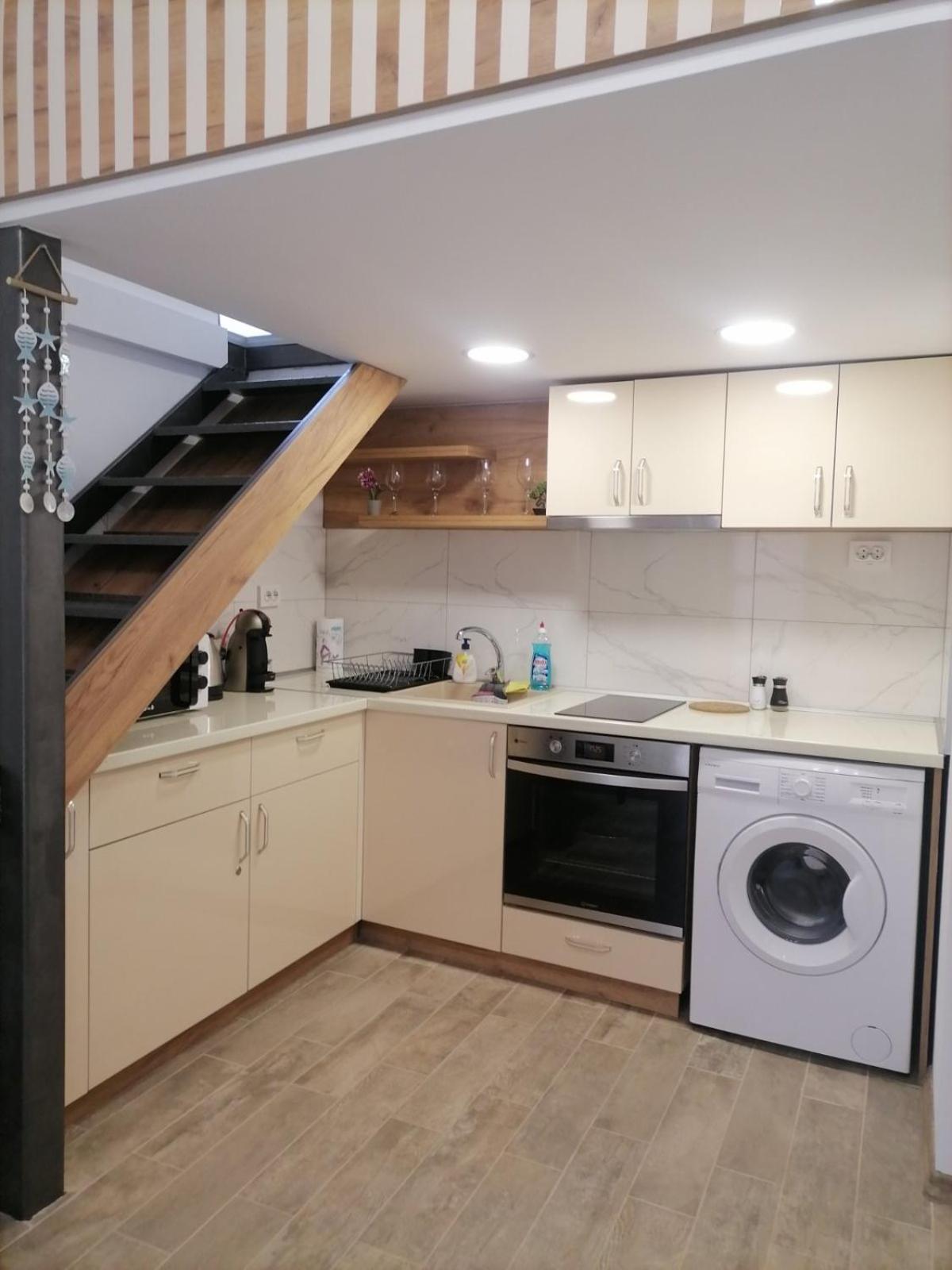 Cosy apartment with a sunny balcony in Varna
