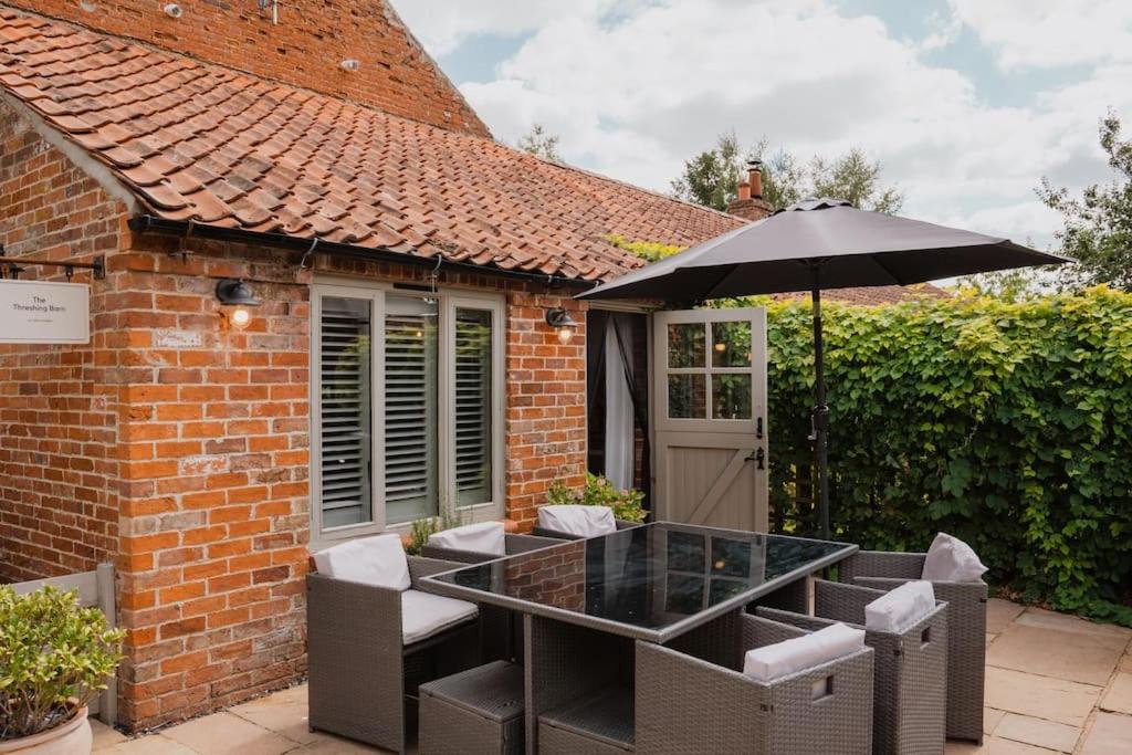 The Threshing Barn - relaxing countryside spa break