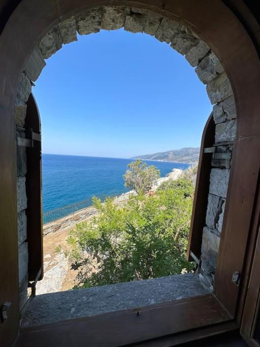 Kofinas villa Evdilos by BRP-PROPERTIES