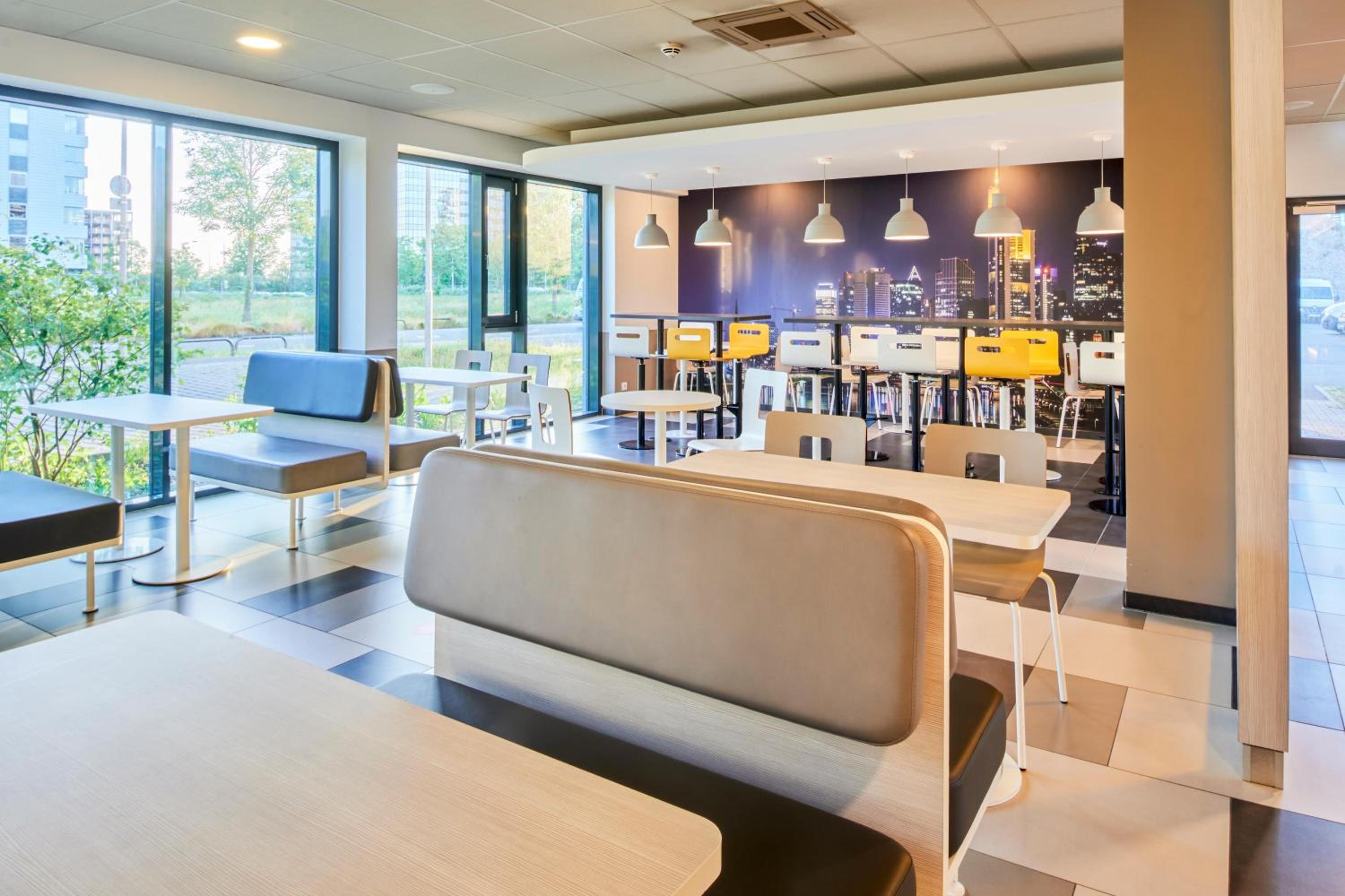 BB Hotel Frankfurt-Airport - Property Image 5