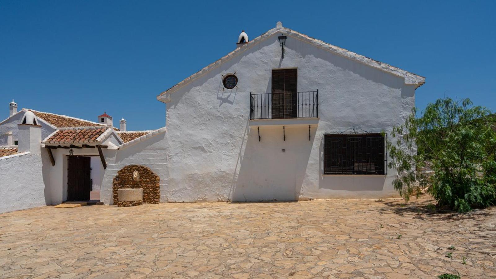 Cortijo Alzamigaja Archidona by Ruralidays