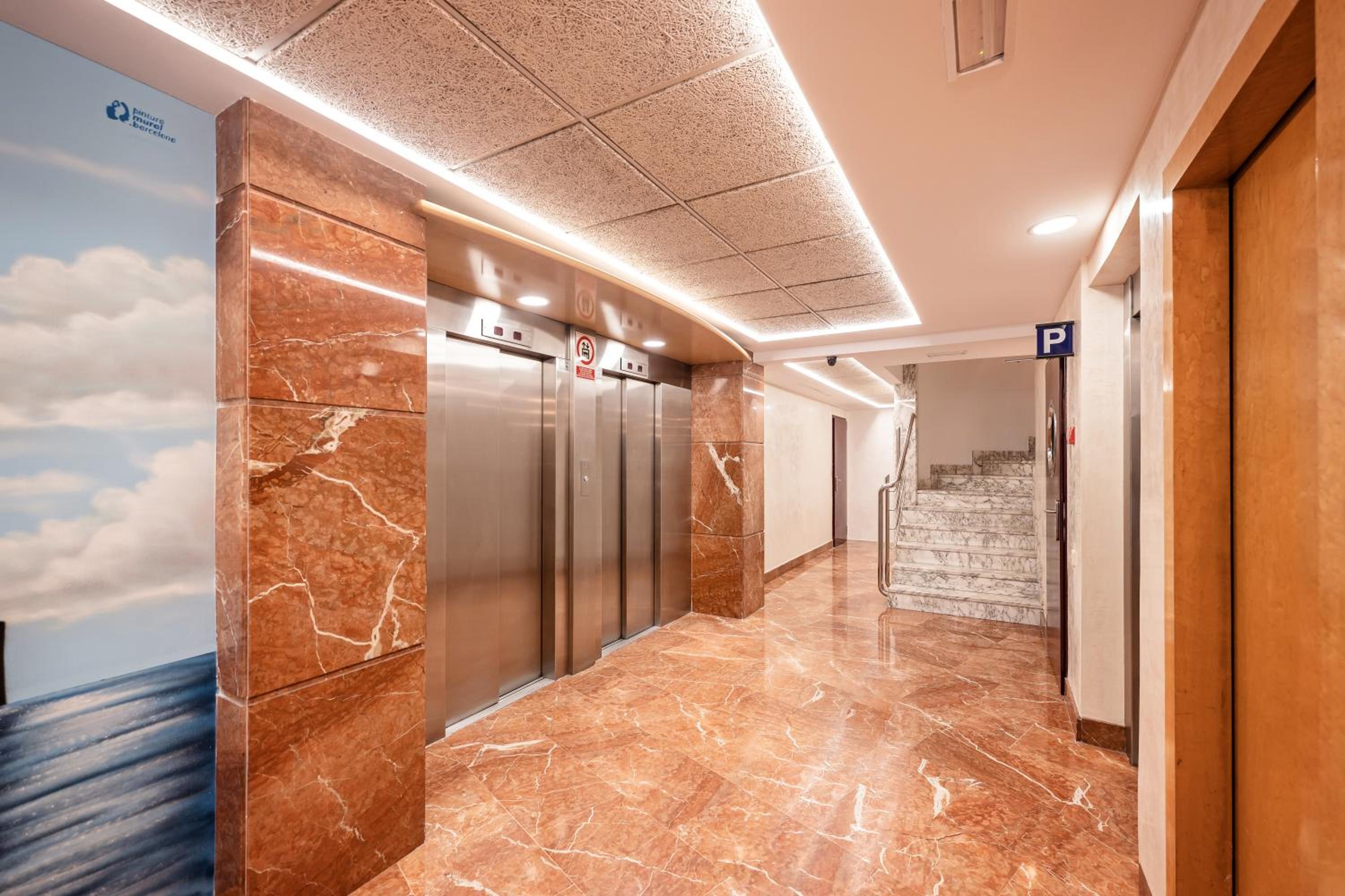 Aparthotel Napols - Abapart photo 37 of 48
