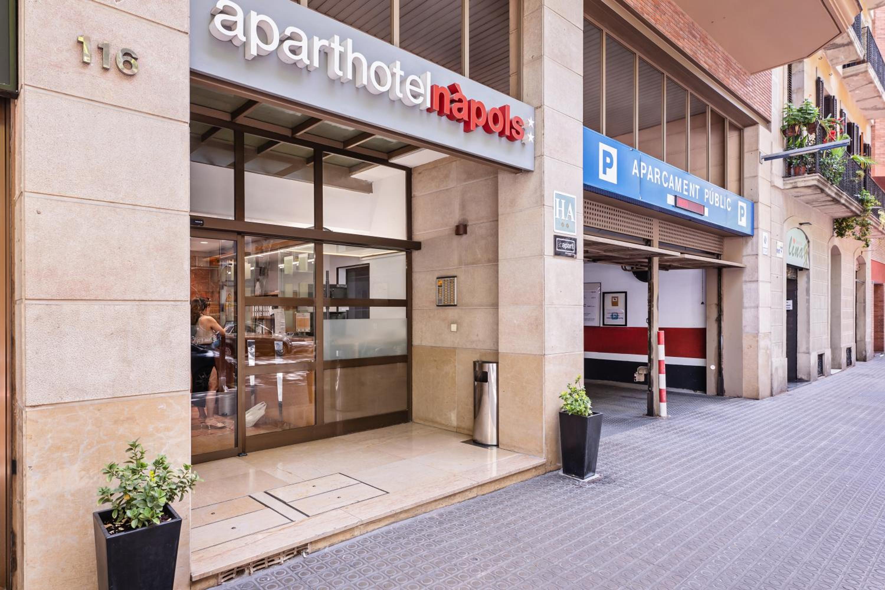 Aparthotel Napols - Abapart photo 41 of 48