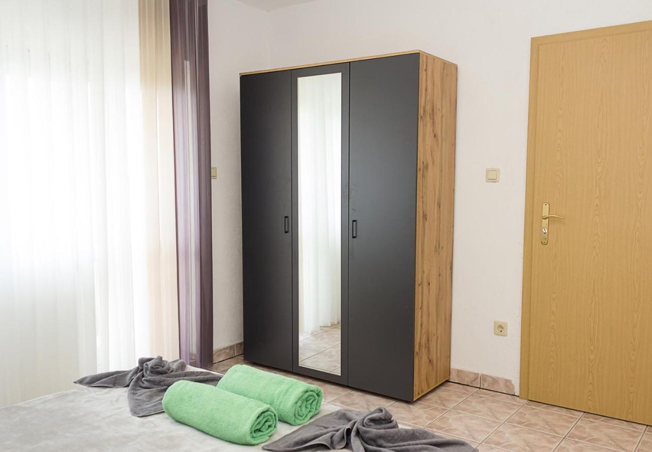 Two Identical Designer 2BD Flats with Sea View in Balchik by Flat Mаnager