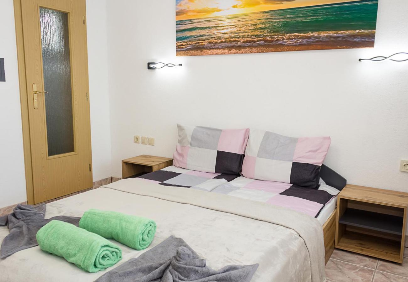 Two Identical Designer 2BD Flats with Sea View in Balchik by Flat Mаnager