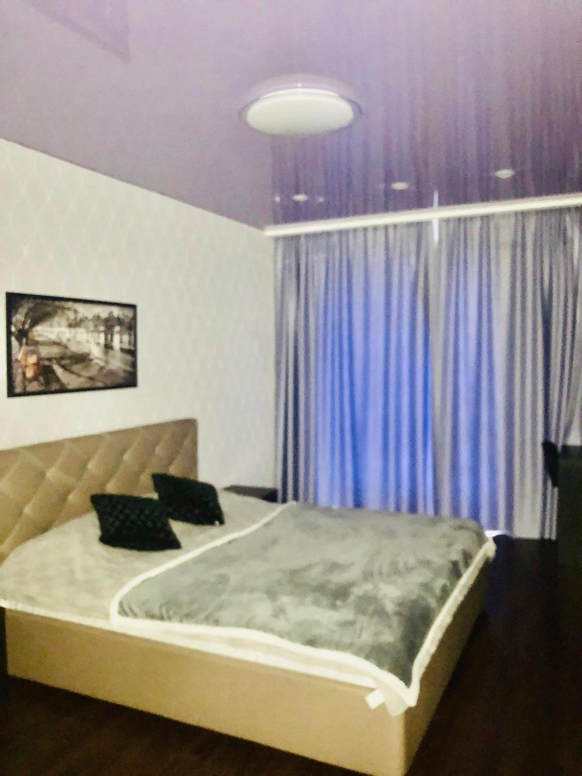 Luxury for Business & Pleasure Royal view 3