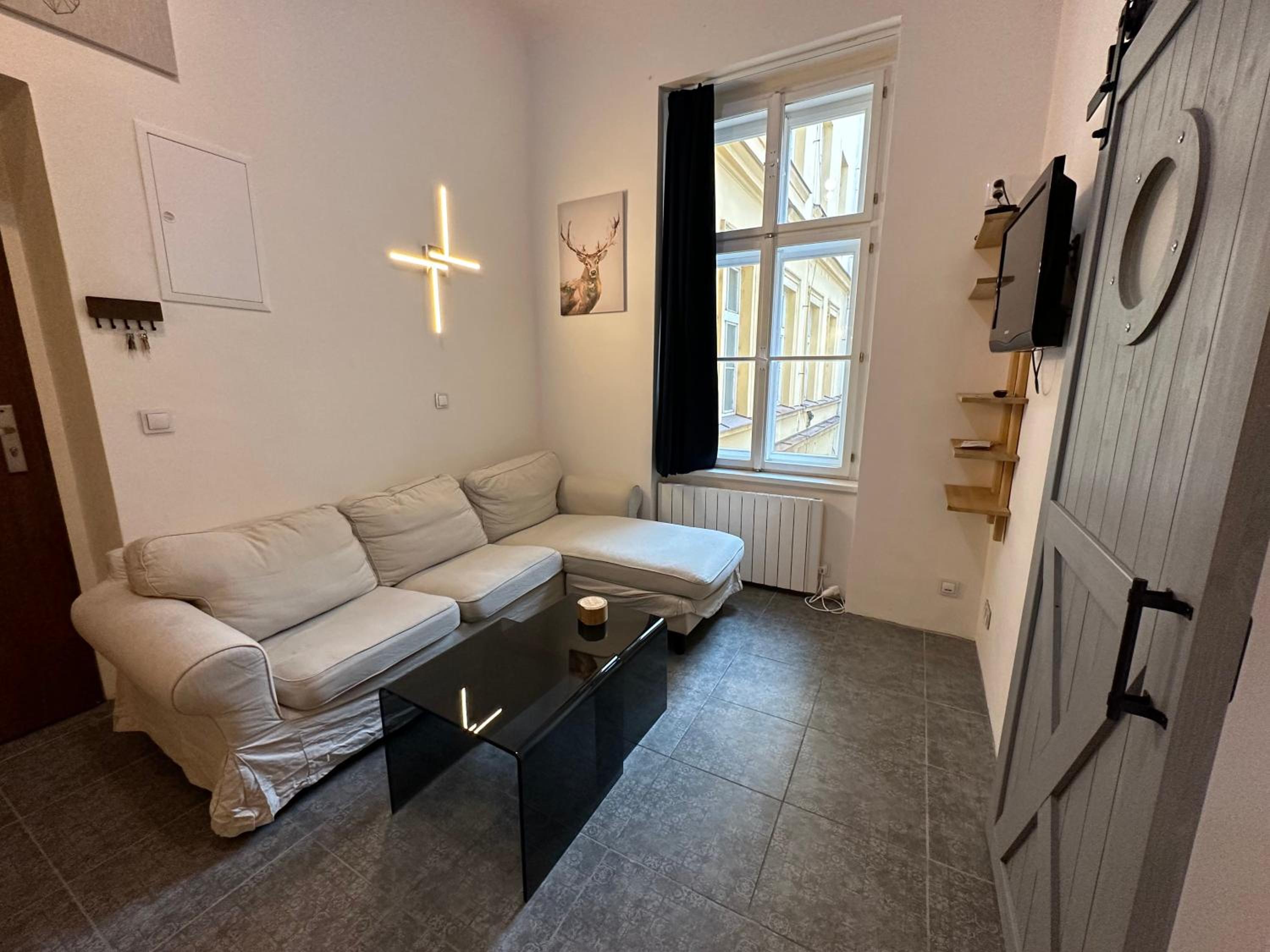 Cozy New Loft Apartment