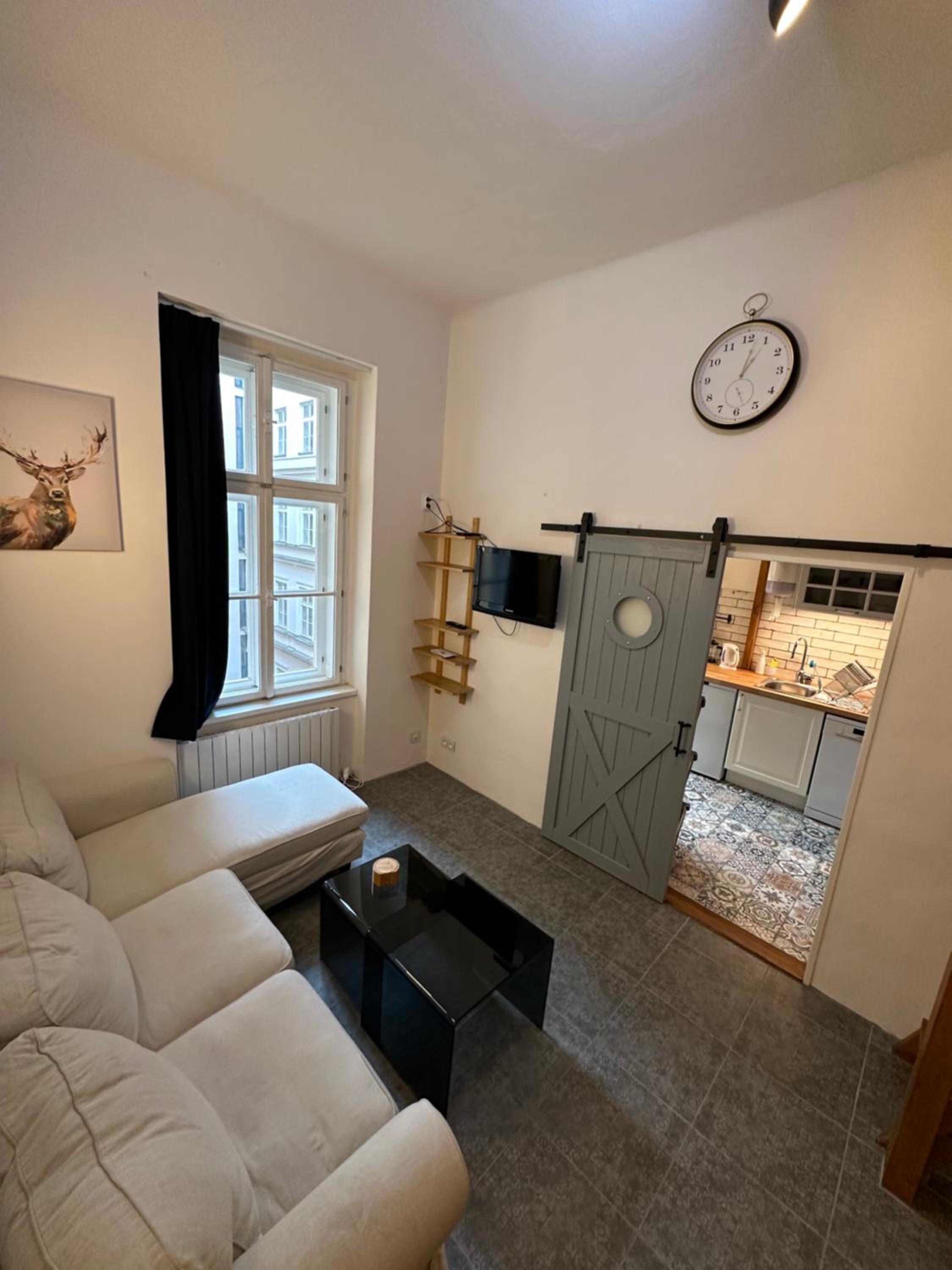 Cozy New Loft Apartment