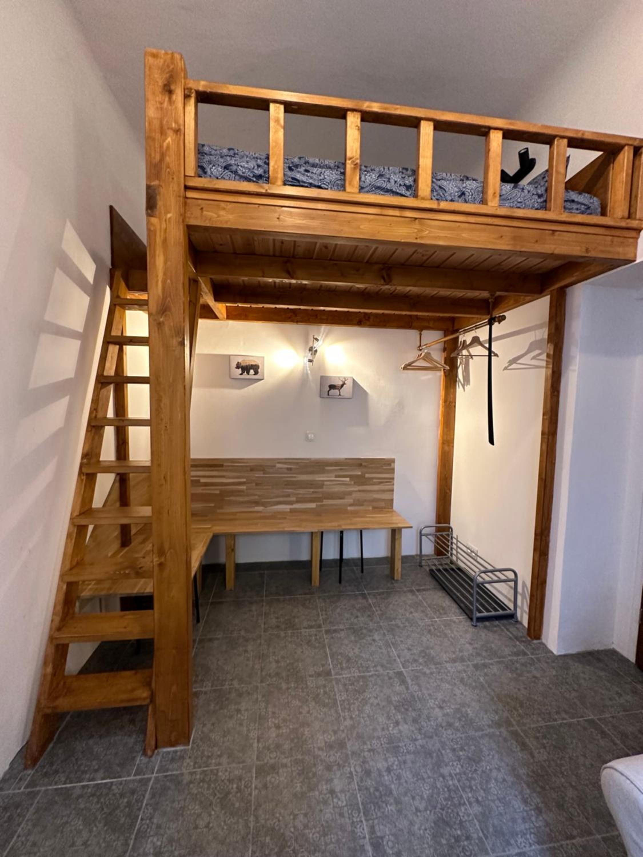 Cozy New Loft Apartment