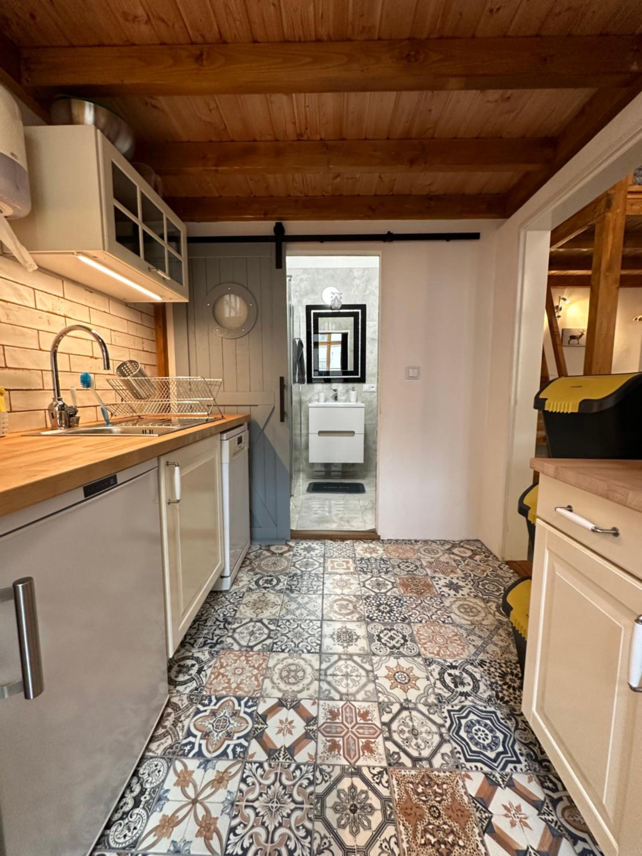 Cozy New Loft Apartment