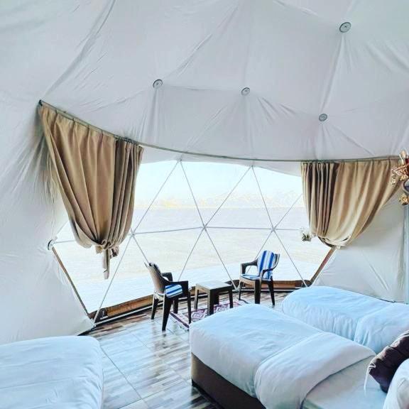 Luxurious bubble tents in Wadi Rum view 3