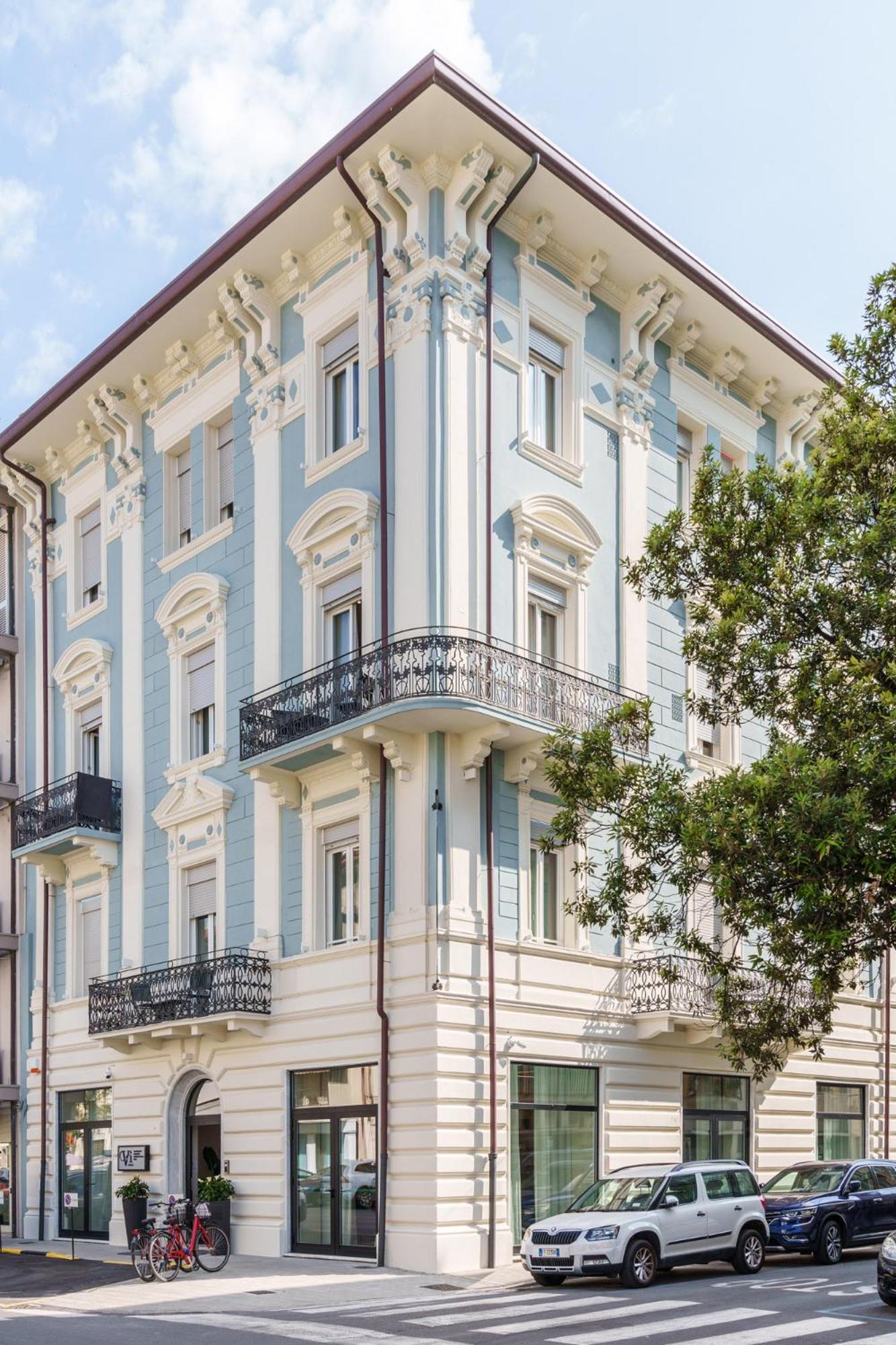 Hotel Vi Suites - Image 1