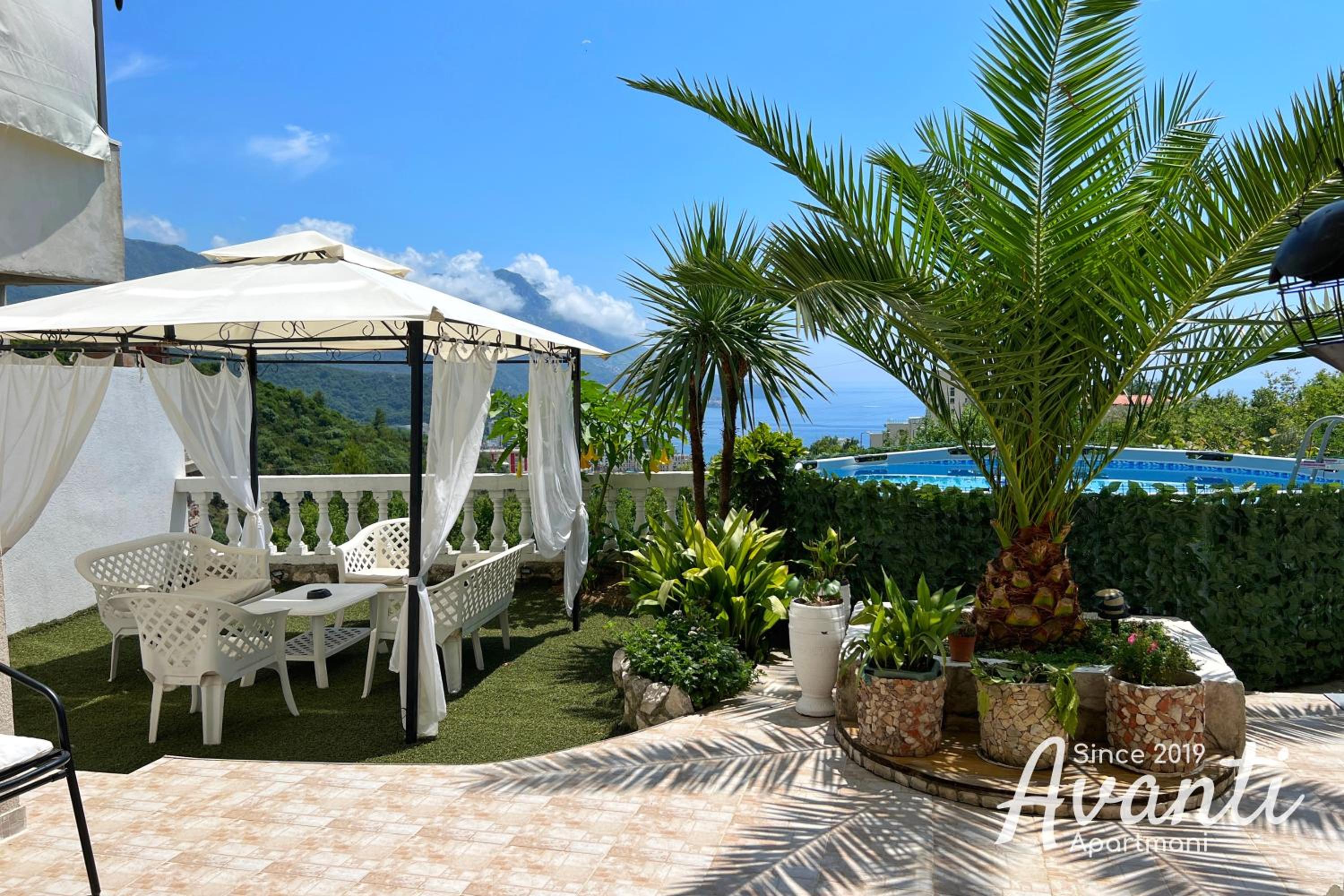 Apartmani Avanti Becici view 4