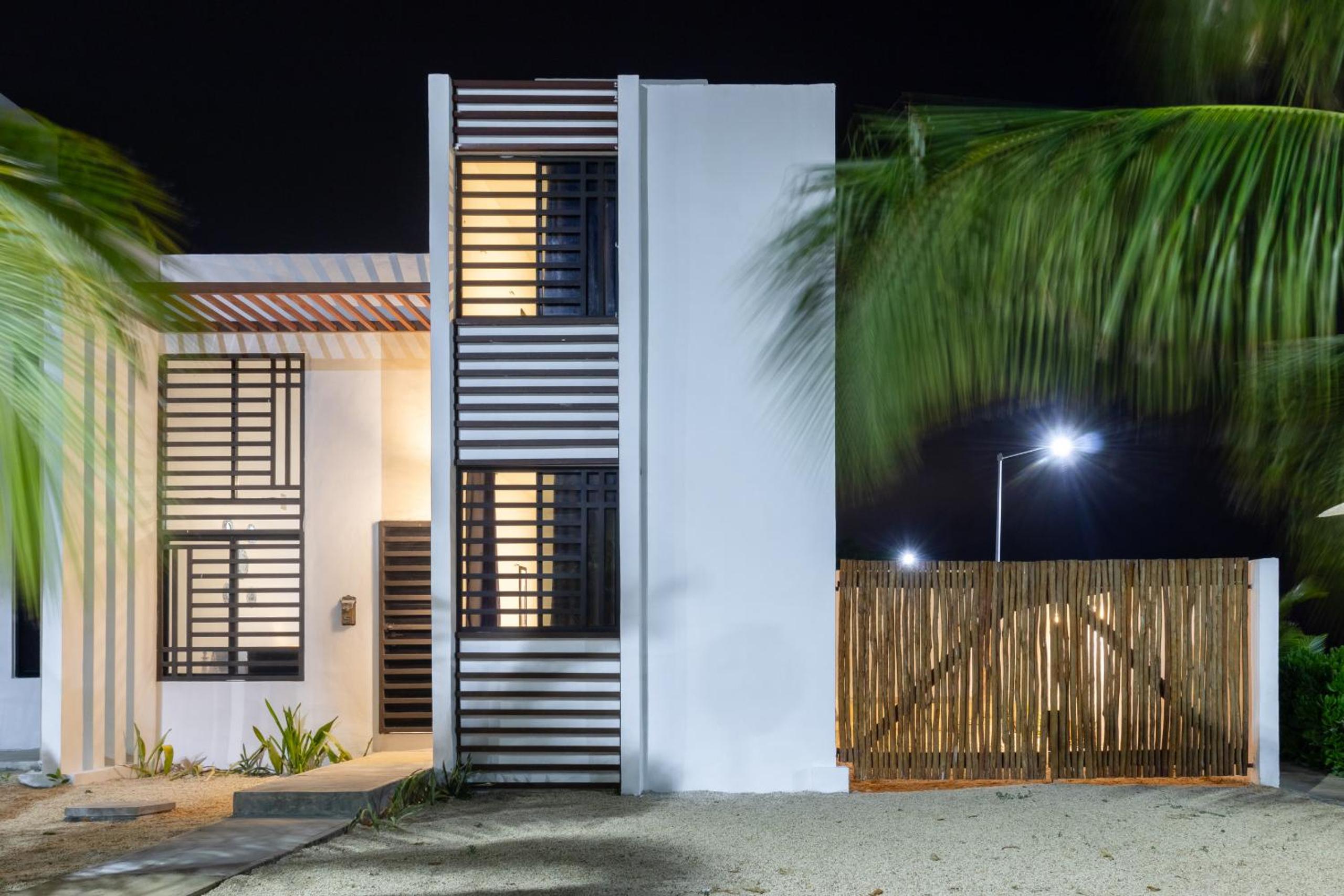 Blue Villa by Fidalsa view 5