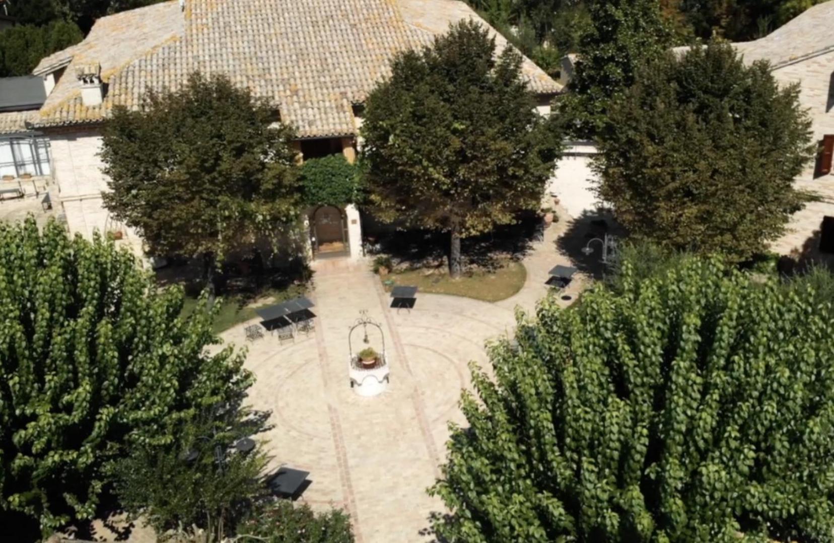 Le Case Resort