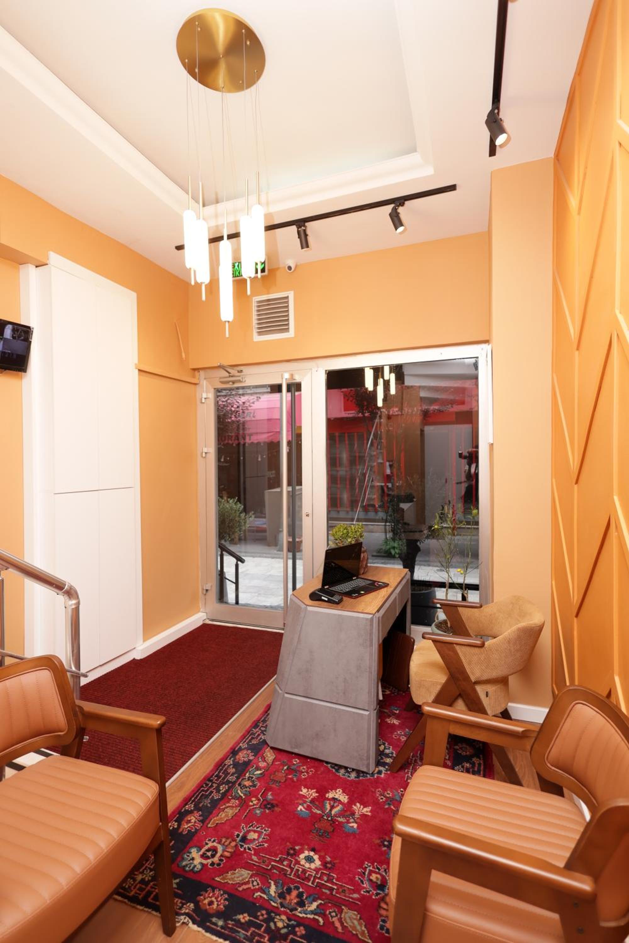 CLK Suites Hotel