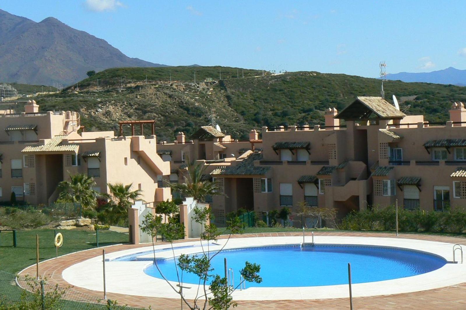 Hotel Penthouse with Roof Terrace, BBQ, Pool- and Sea Views - Image 1