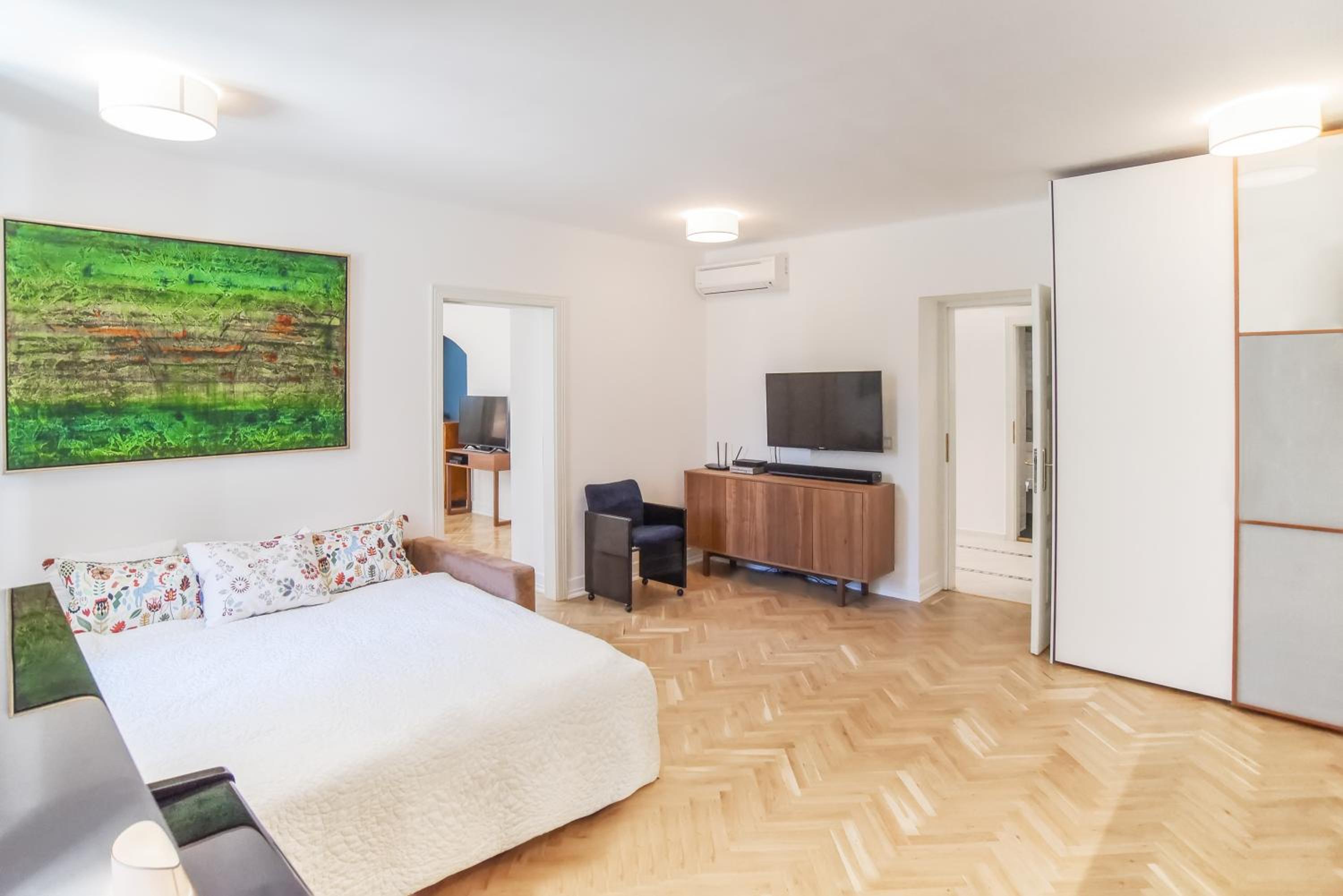 Garden View Apartment