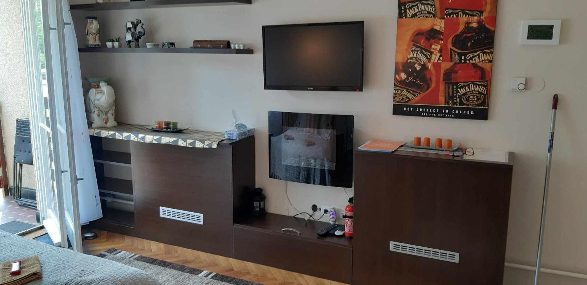 Rosy Apartman