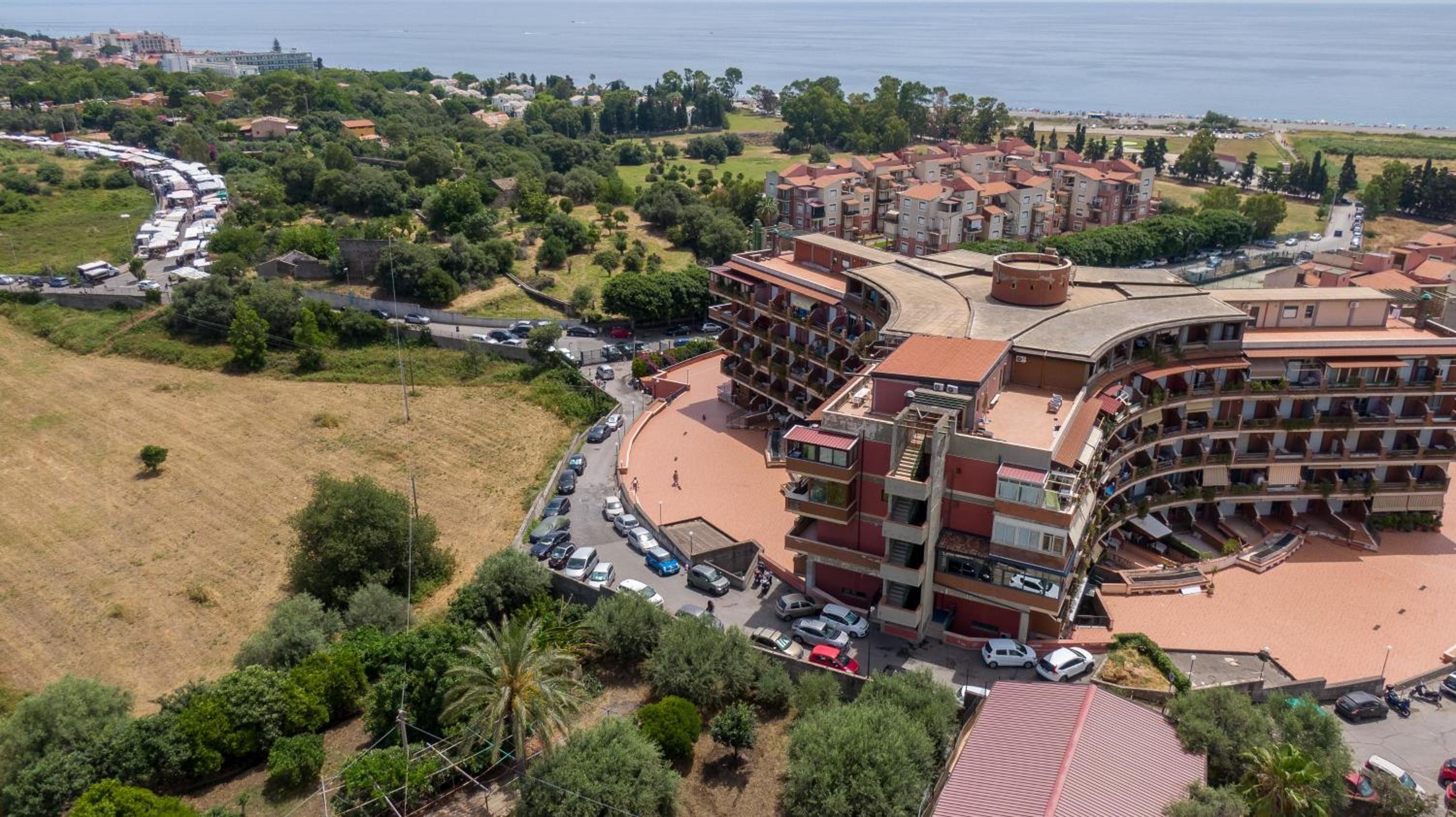 Taormina Studio Apartments view 5
