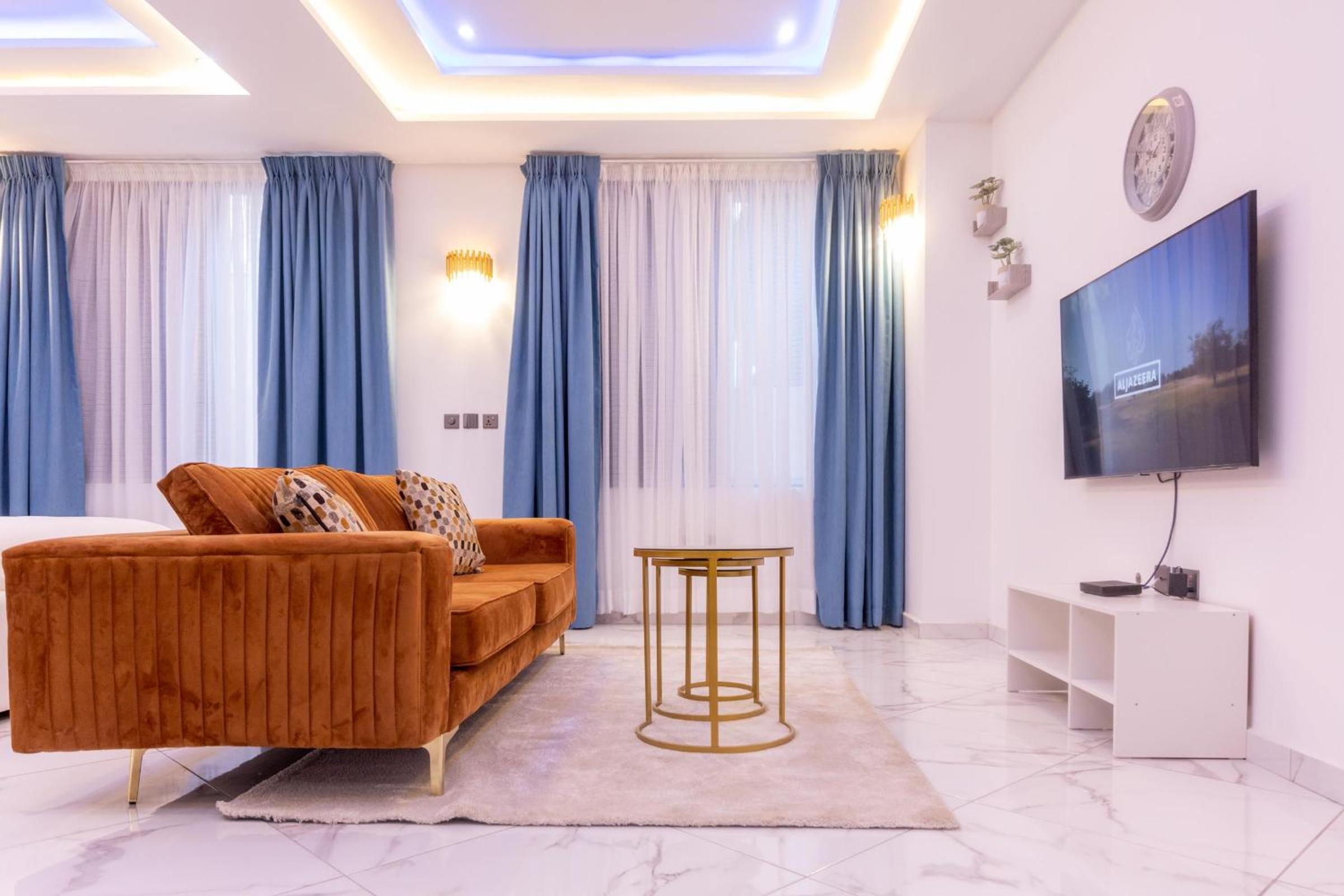 Executive Studio Apartment, East Airport