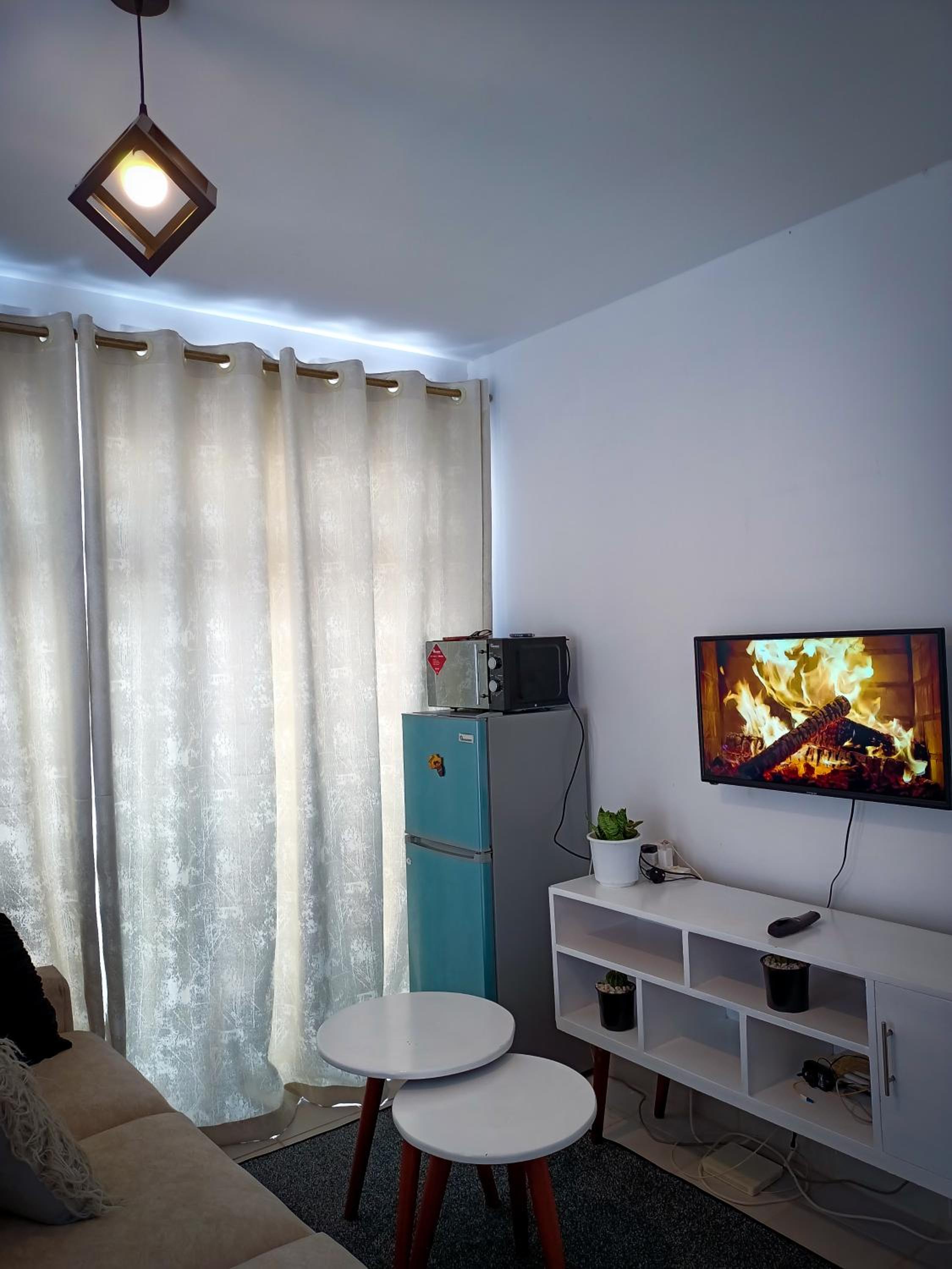 Ngong Road Studio, Racecourse Gardens with Free parking, Netflix &Pool, Pearl1 Luxury bnbs view 4