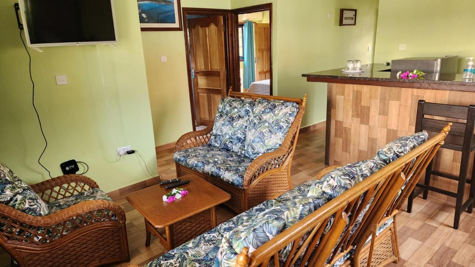 Lianita's Cottage (Selfcatering)