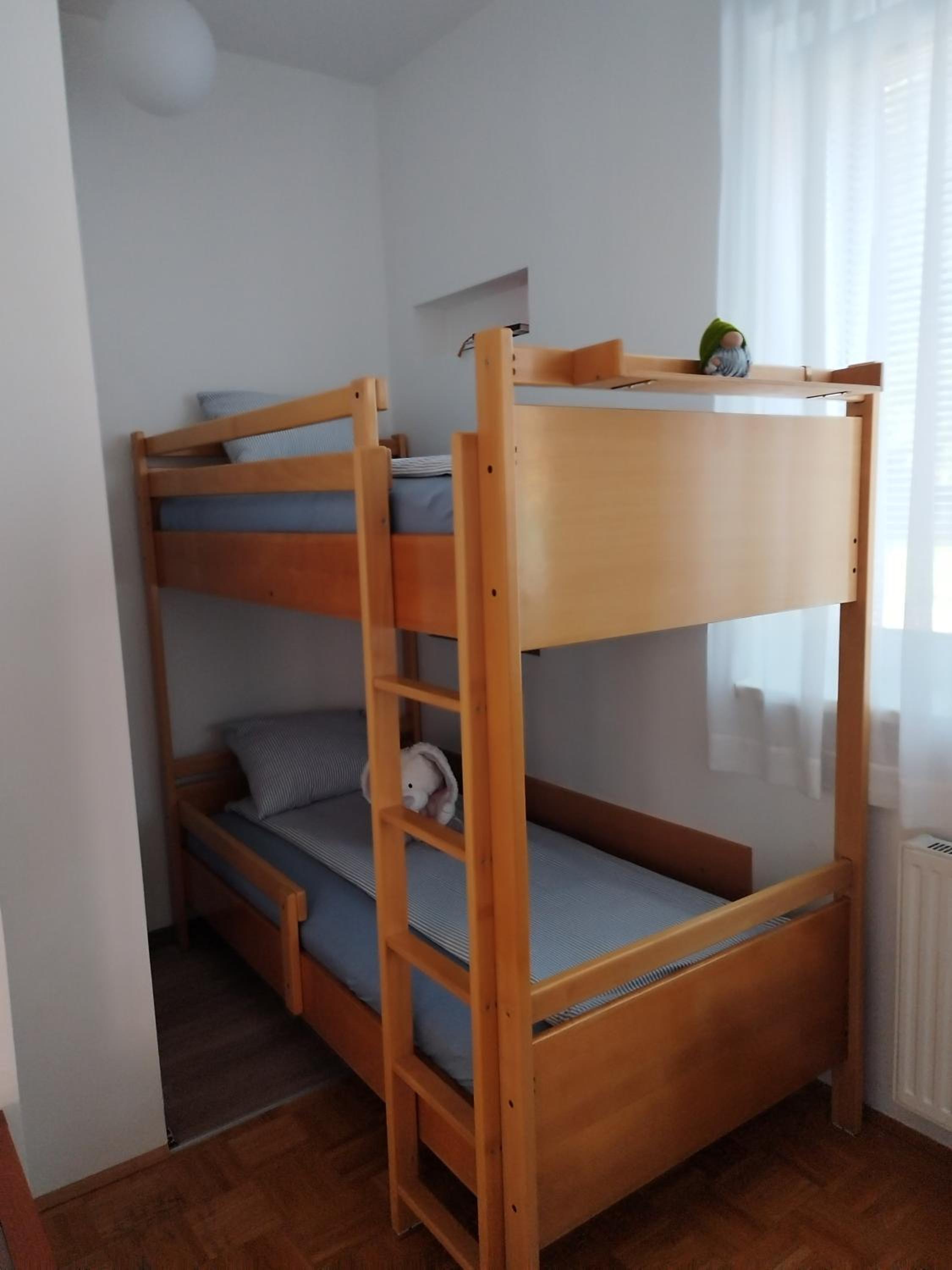 Photo 37