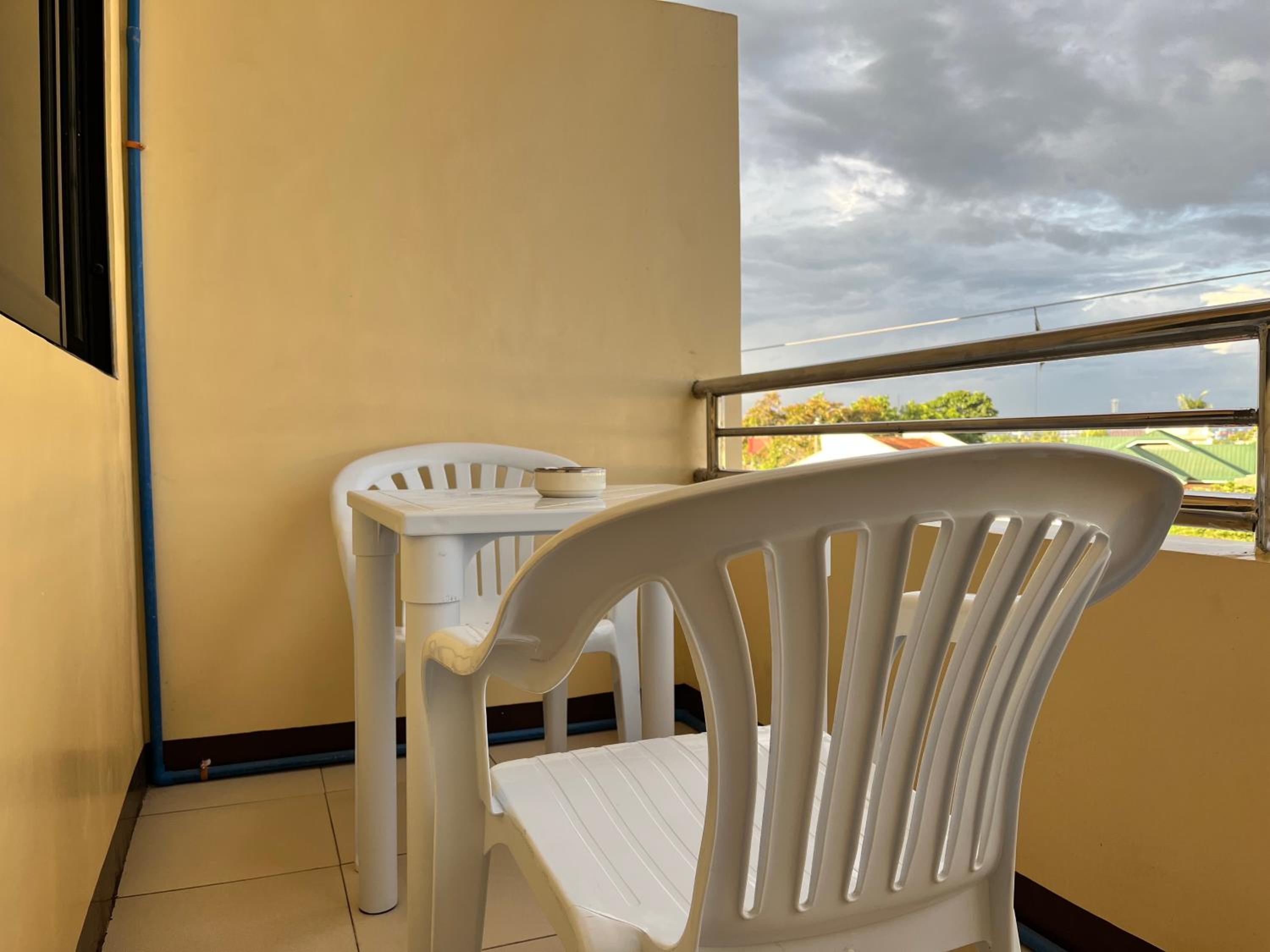 HRS APARTELLE view 3