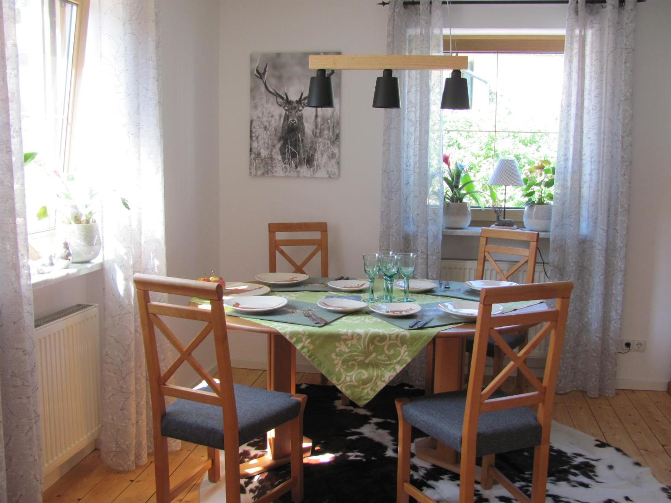 #7 Komfortables Gästehaus Schlossblick Trunkelsberg ,vollständig ausgestattet, 2 Bäder, 3 Schlafzimmer, Top-Ausstattung view 4
