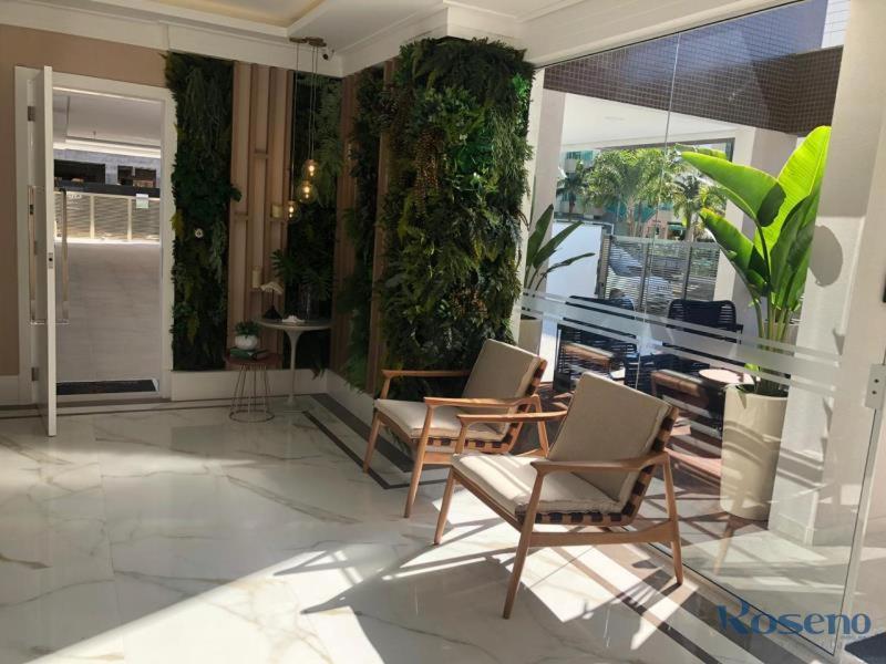 Apartamento amplo bem equipado