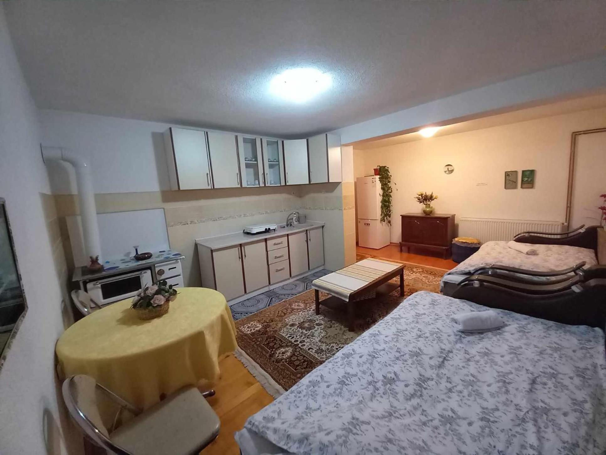Apartment Little Village view 2