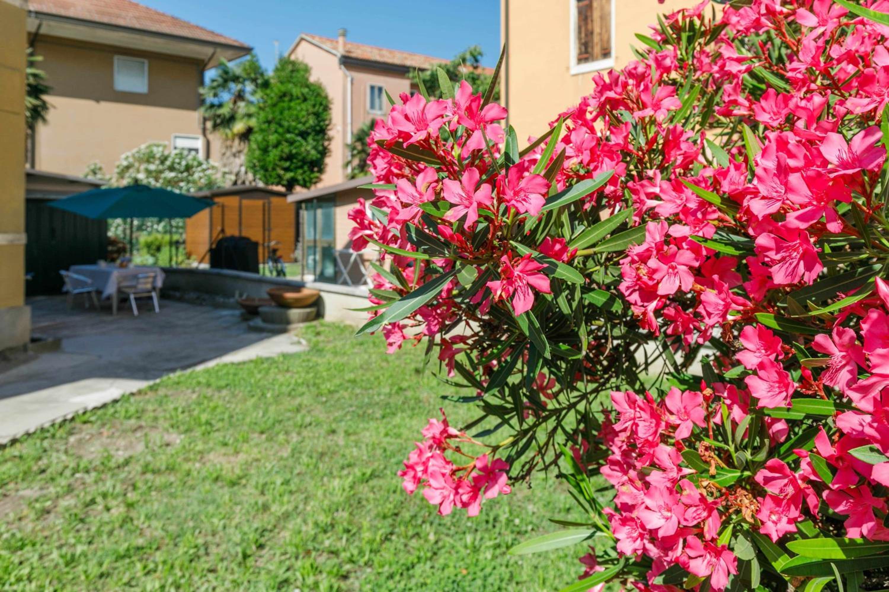 11 Venice Garden Private garden parking free