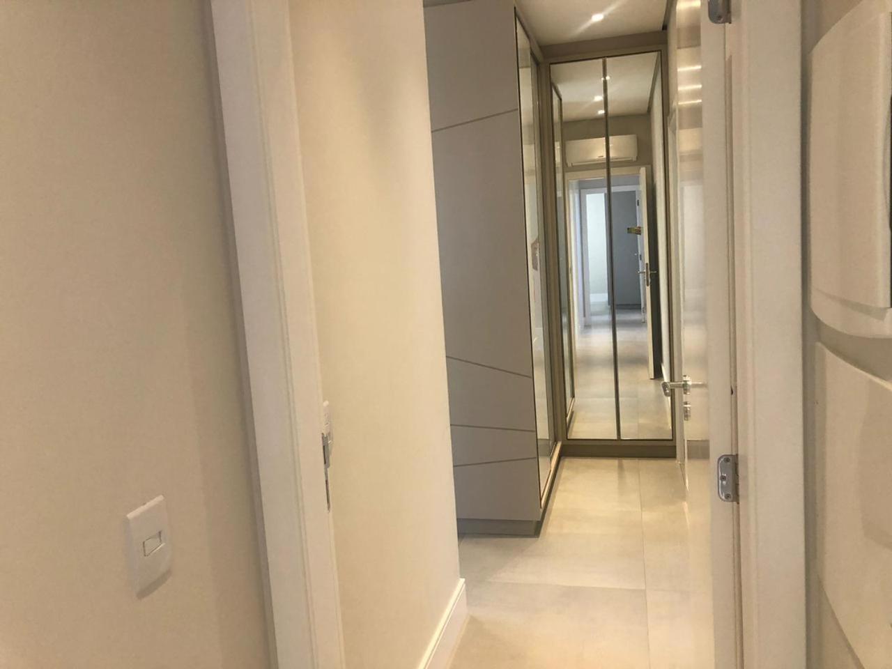 Apartamento amplo bem equipado