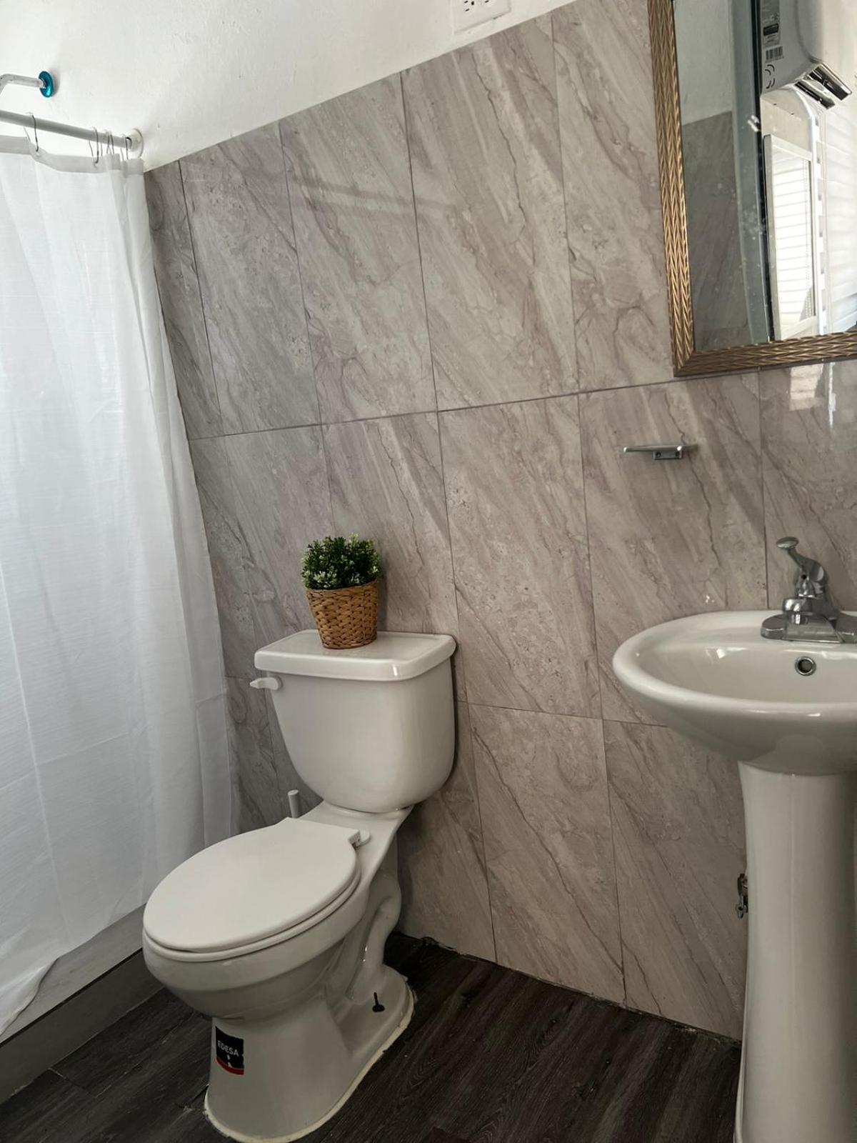 Janer House at San Juan - Property Image 12