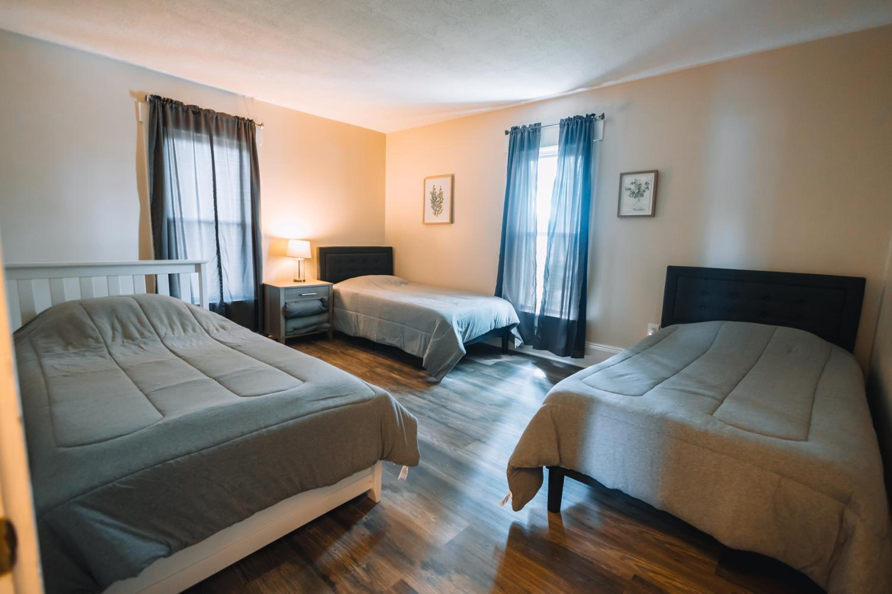 Downtown Escape Great for large families & groups view 3