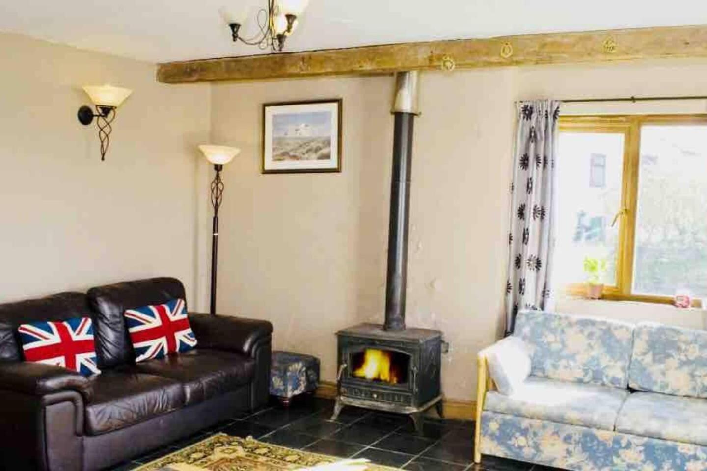 Charming 2-Bed Apartment on Exmoor view 4