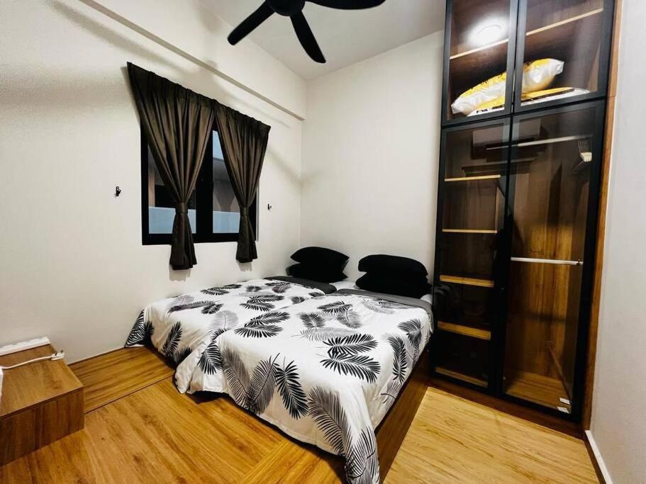 Melaka Town/Sea View/10 min to Jonker/4-6Pax(2015)