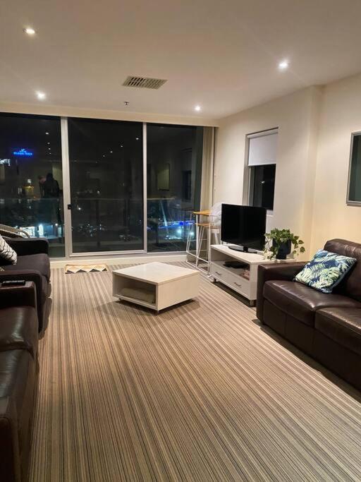Liberty bay holiday Spacious two bedroom, two bathroom with sea views