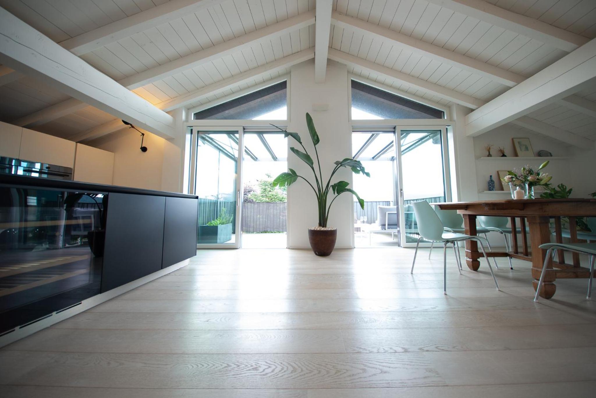 THE LOFT