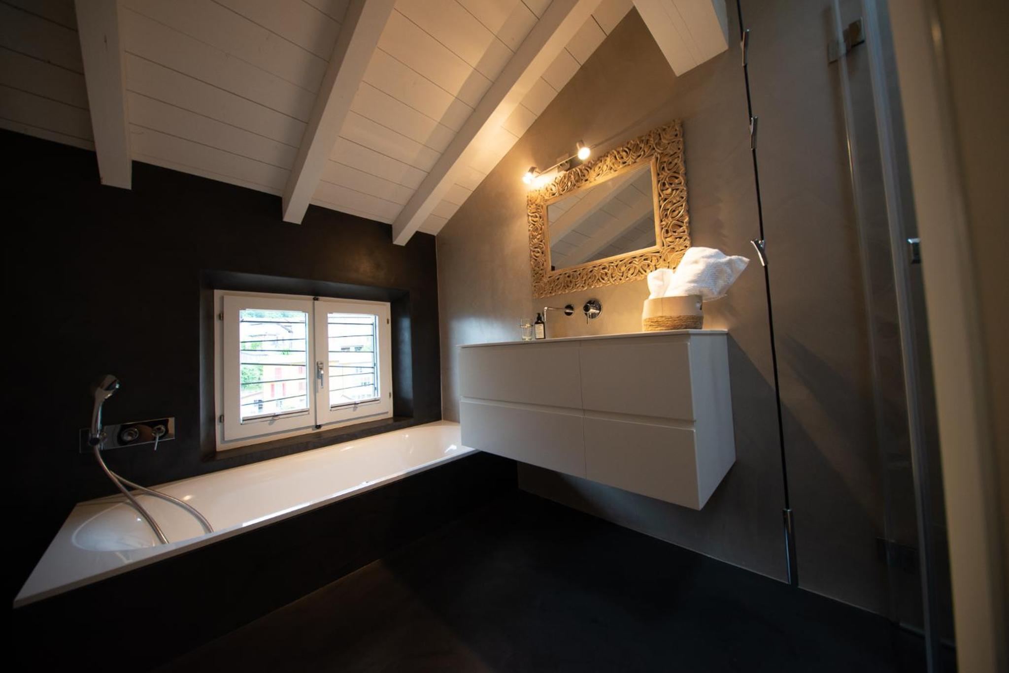 THE LOFT