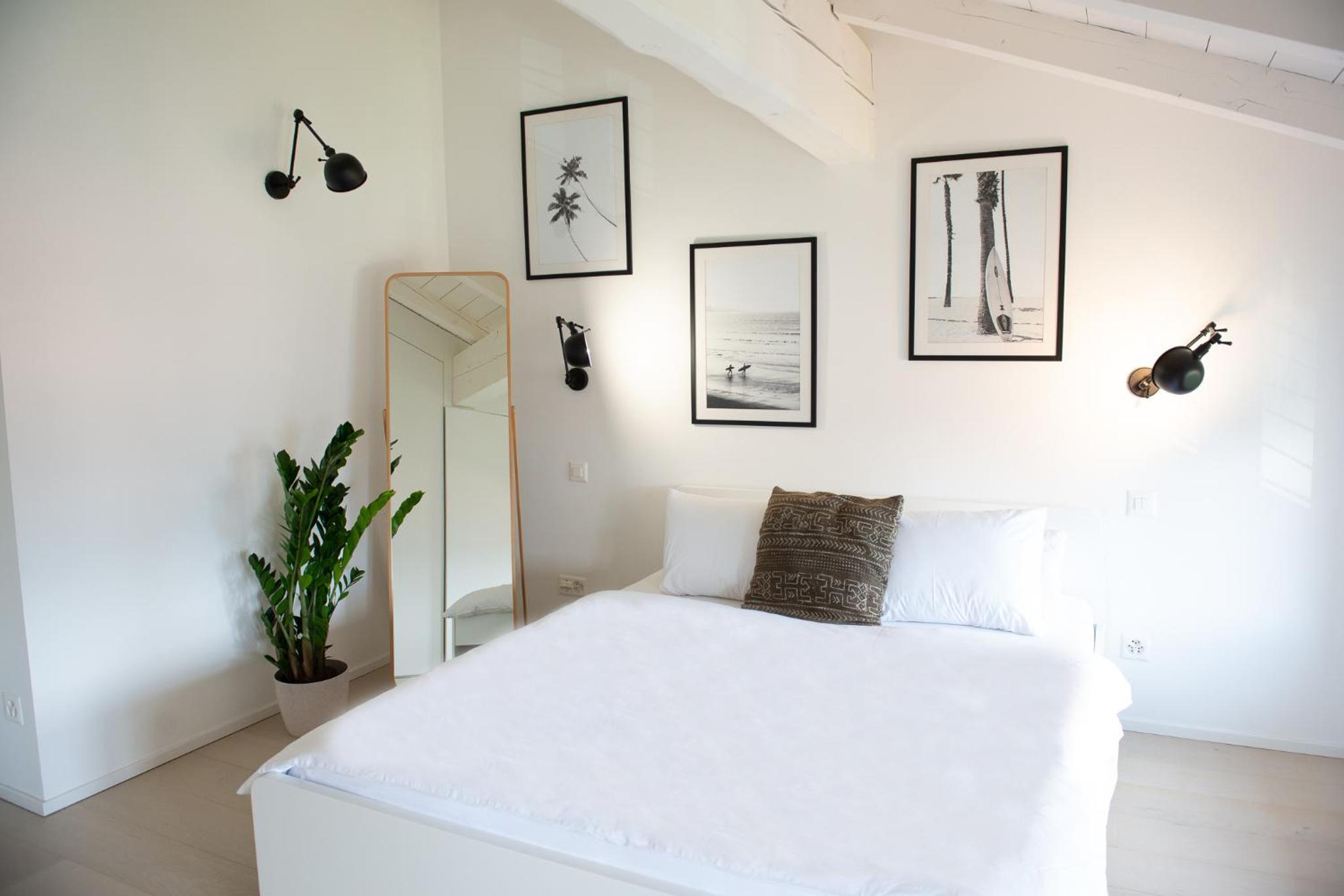 THE LOFT