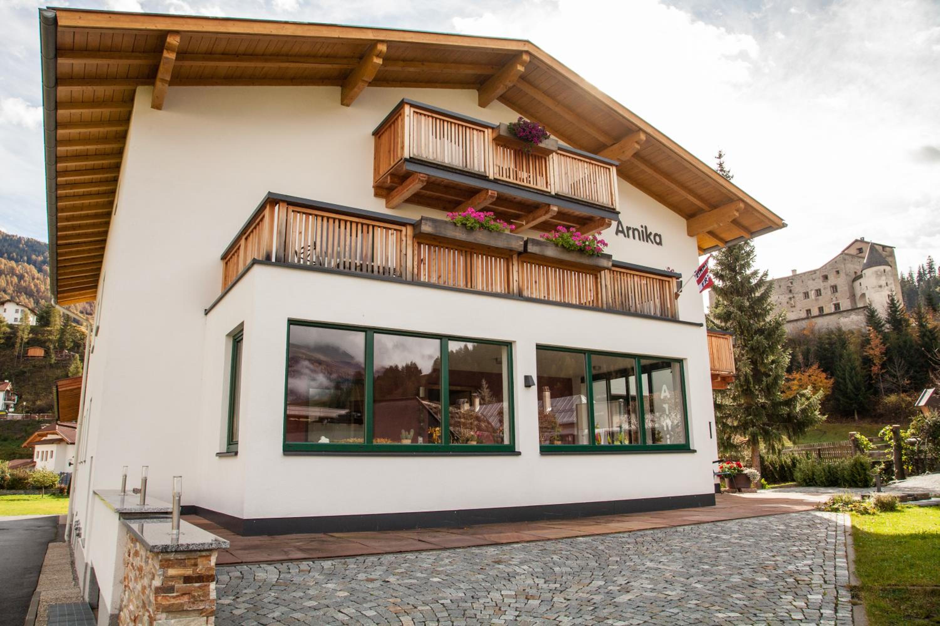 Haus Arnika