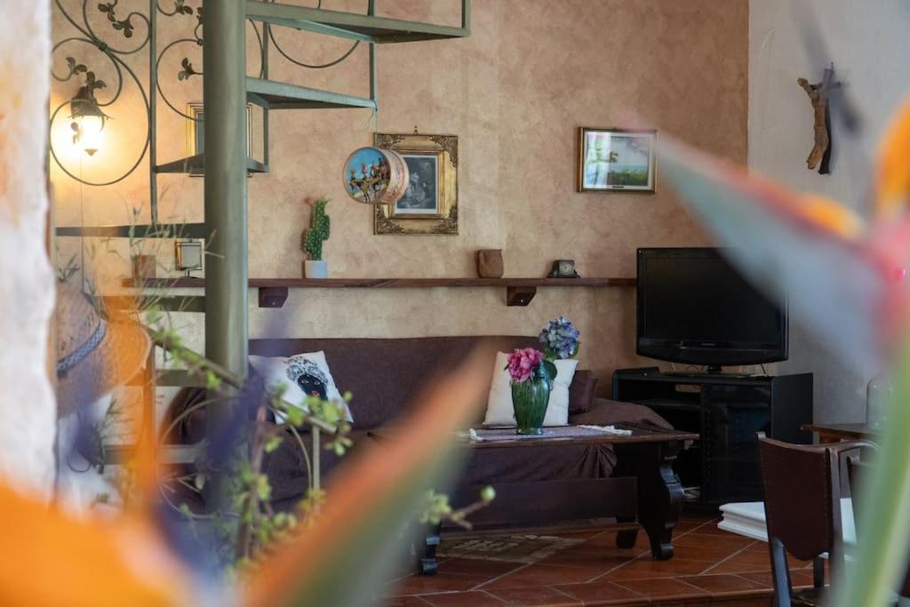 Villa California