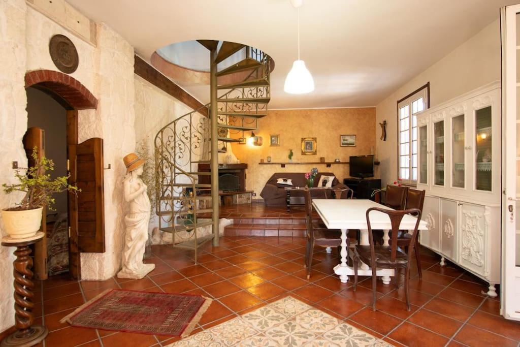 Villa California