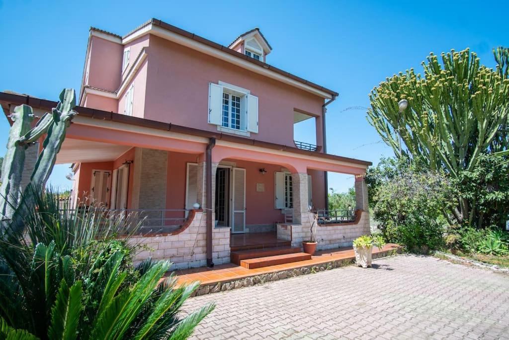 Villa California