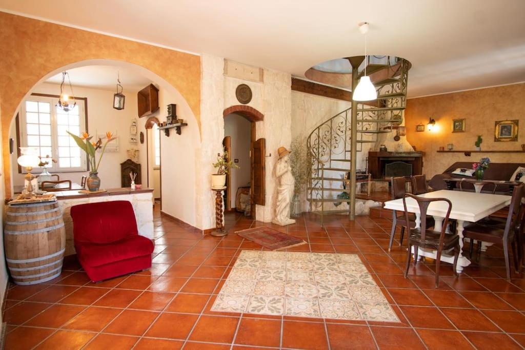 Villa California