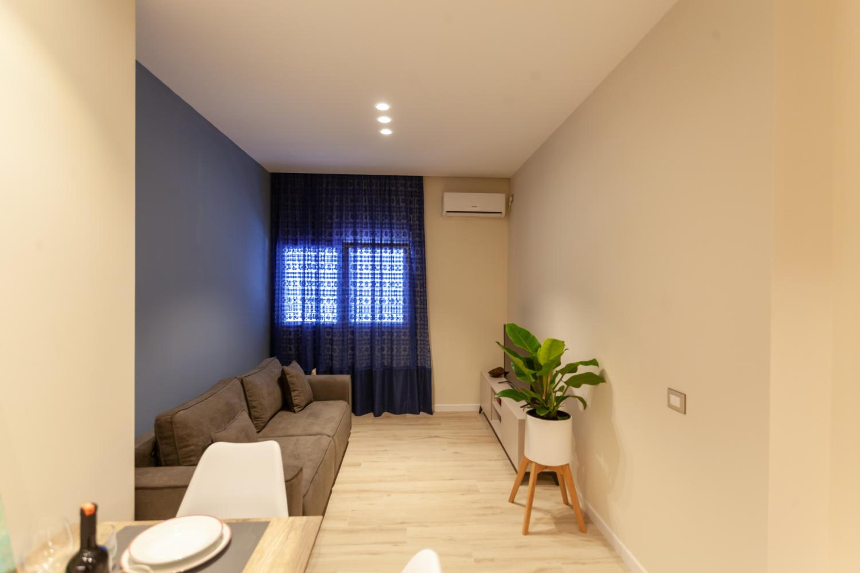 The Station Apartments - Durrës