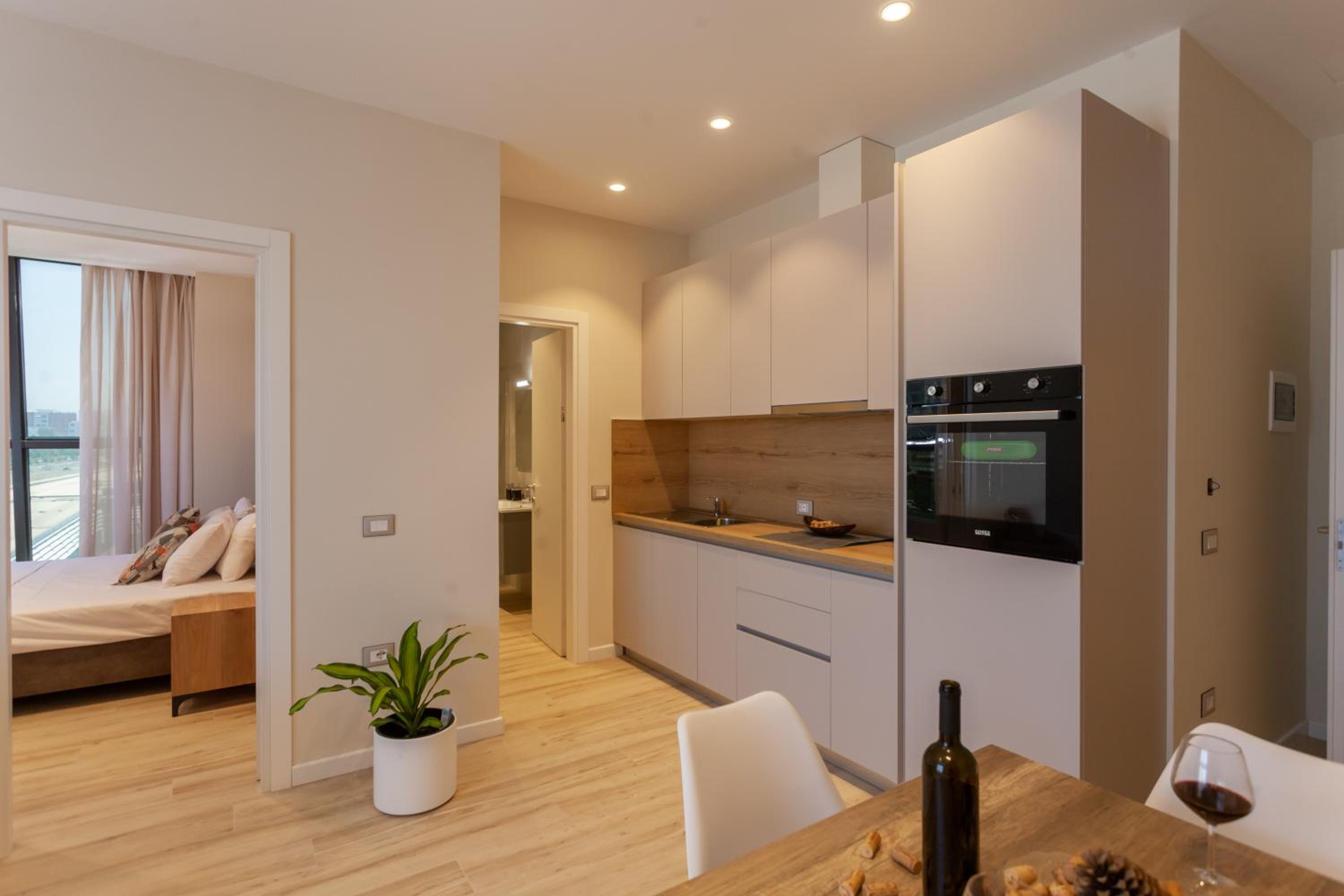 The Station Apartments - Durrës