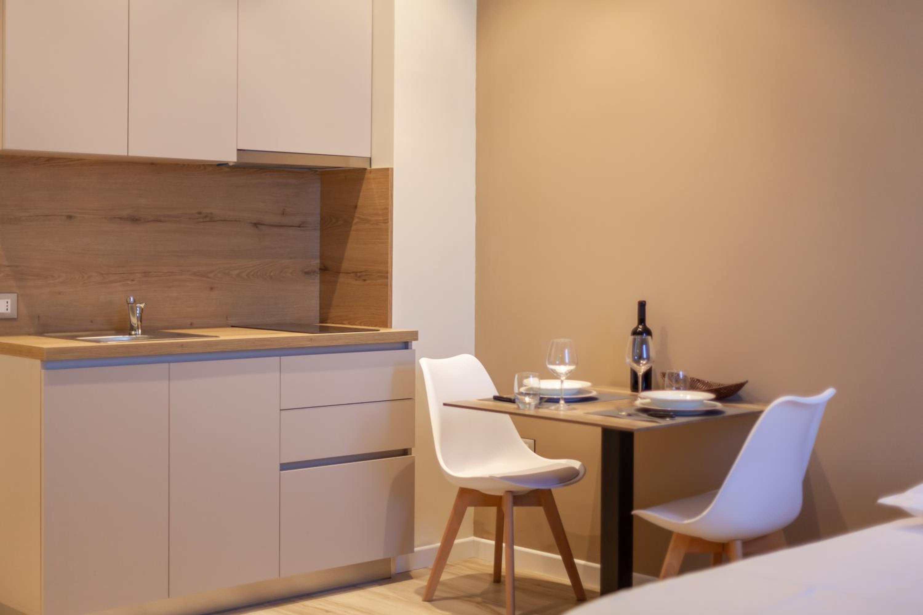 The Station Apartments - Durrës